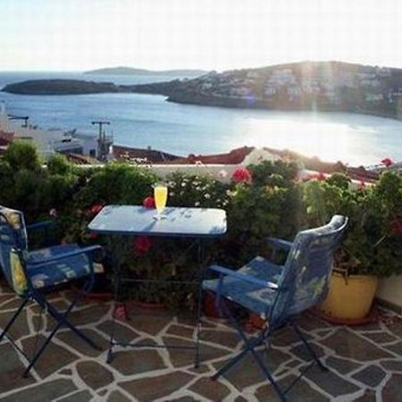 Meltemi Aparthotel Batsi  Bagian luar foto